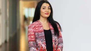 Canan Gül Image + Gül