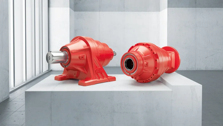 Large planetary gear units