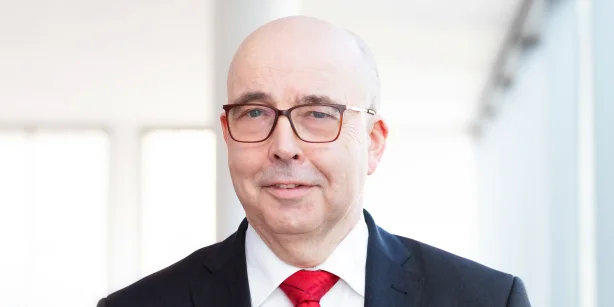 Management | SEW-EURODRIVE