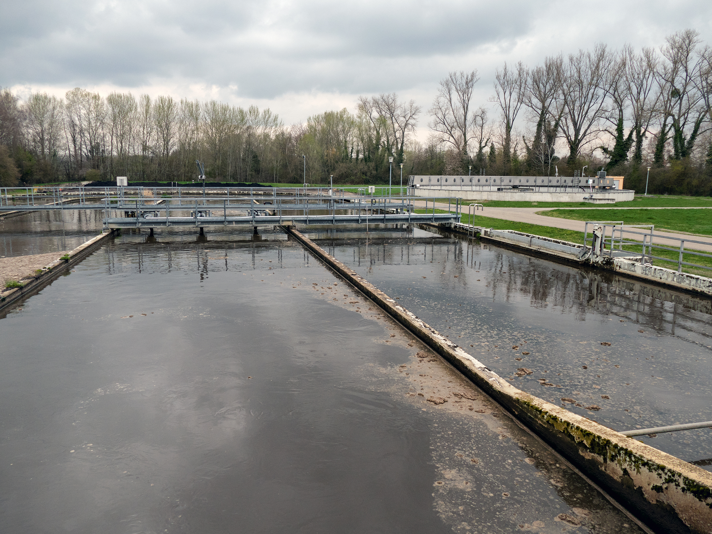 Aeration tank of the sewage treatment plant in Oberhausen-Rheinhausen