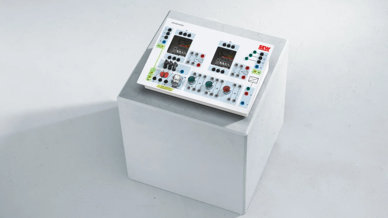 Teaching aid for electromechanics, reversing contactor switches | SEW ...