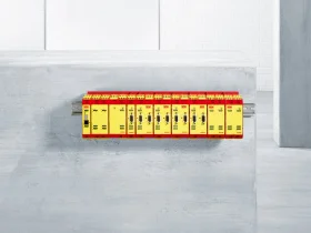 Operational reliability with the multi-axis logic modules UCS50B and UCS51B