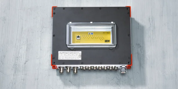 Variateur De Vitesse SEW-Eurodrive - Modèle MOVIDRIVE 108 - Entrée 240V CA - Occasion Fonctionnel